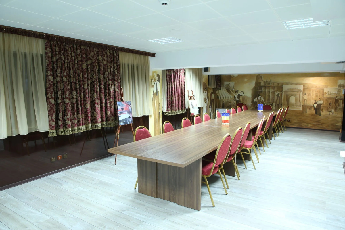 Grand Pier Hotel Old Town