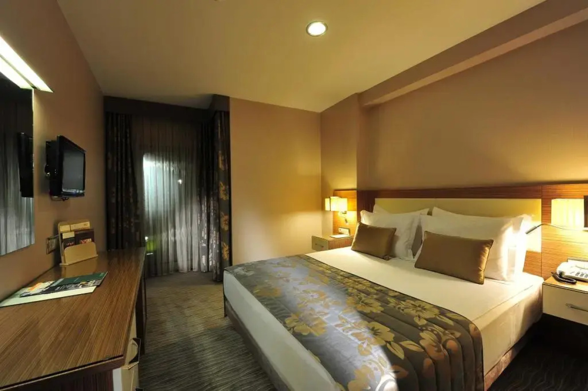 Yasmak Comfort Hotel