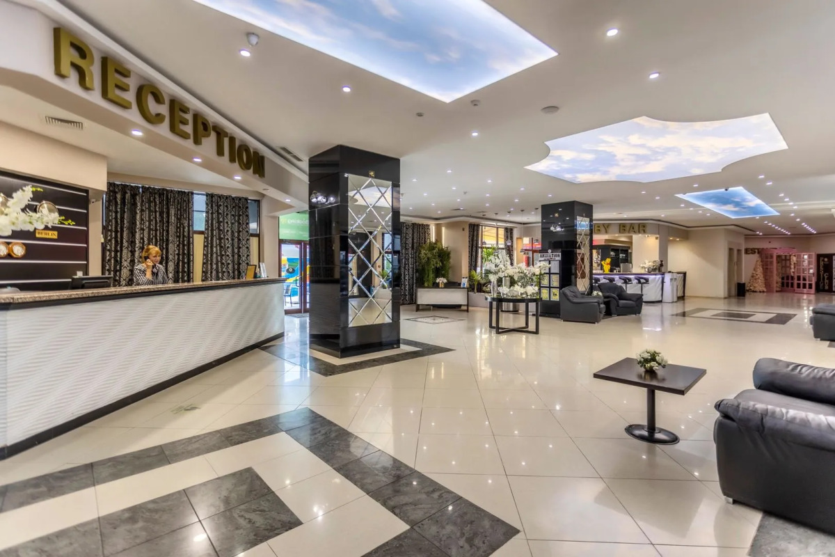 Prestige Hotel and Aquapark