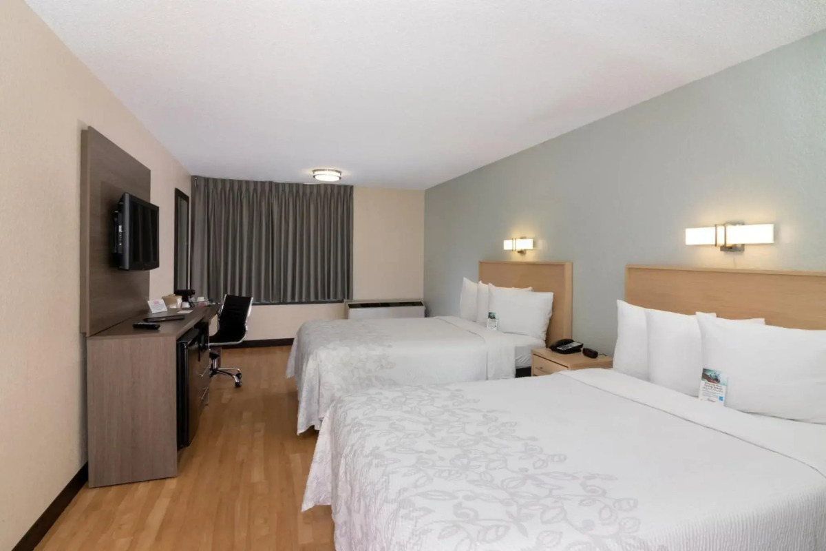 Red Roof Inn PLUS+ Miami Airport