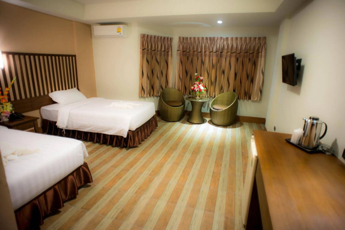 Collection O JA Siam City