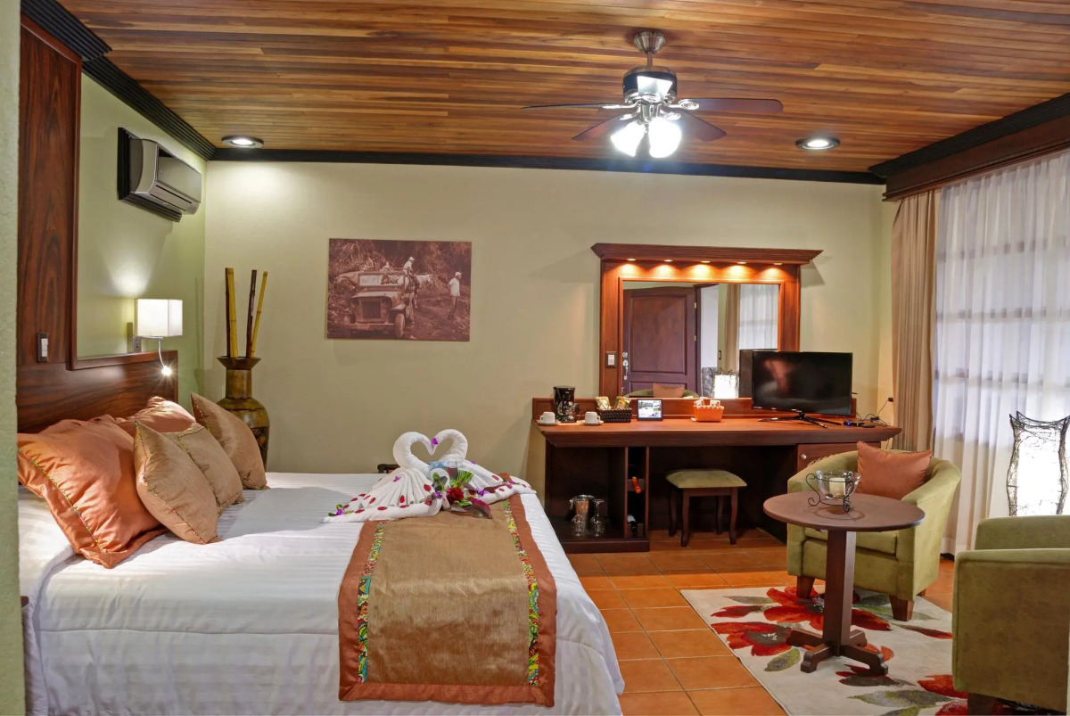 Volcano Lodge Hotel & Thermal Experience