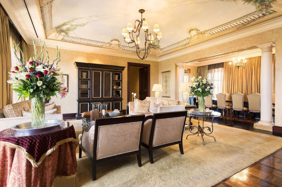 Palazzo Hotel