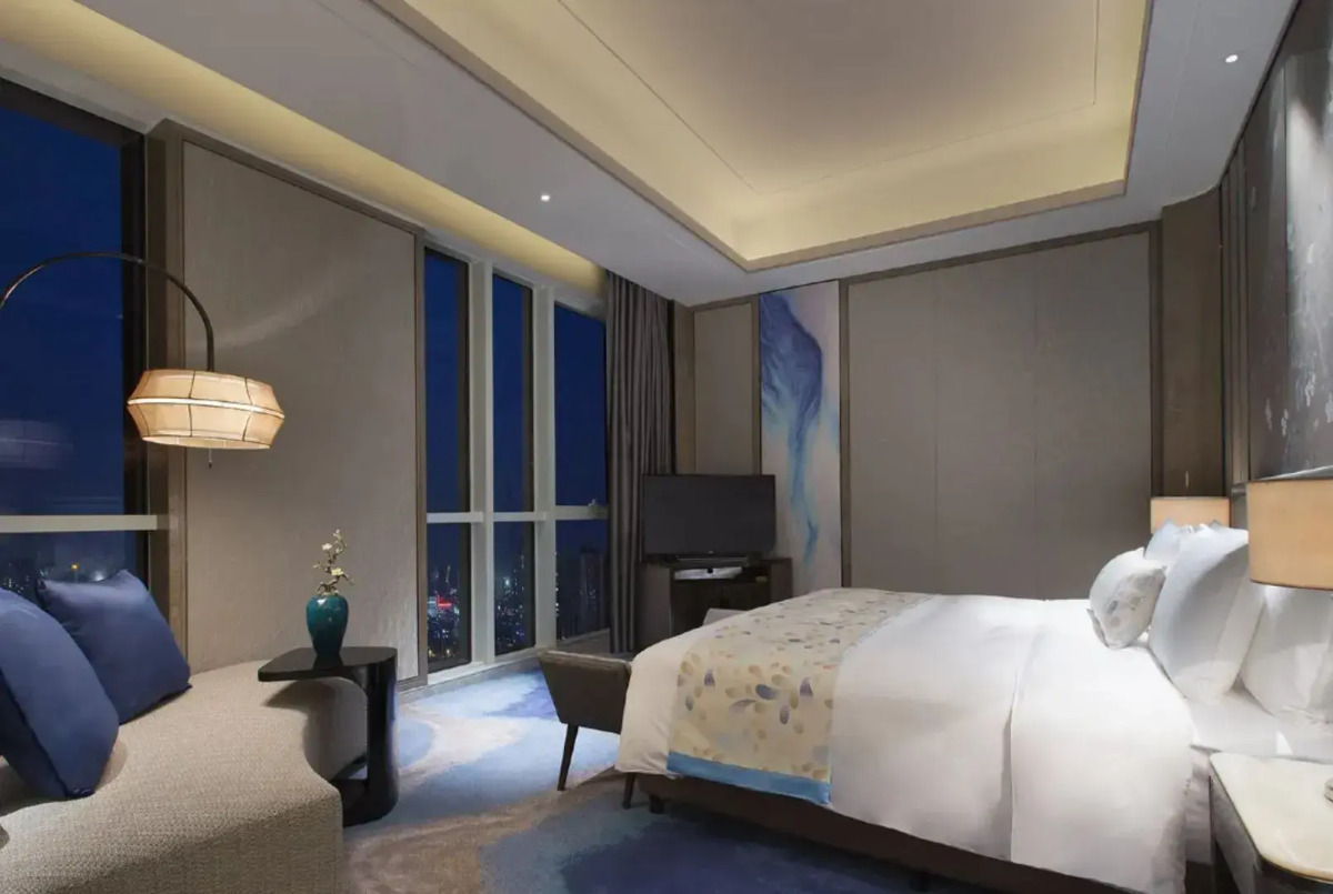 Pullman Yantai Center