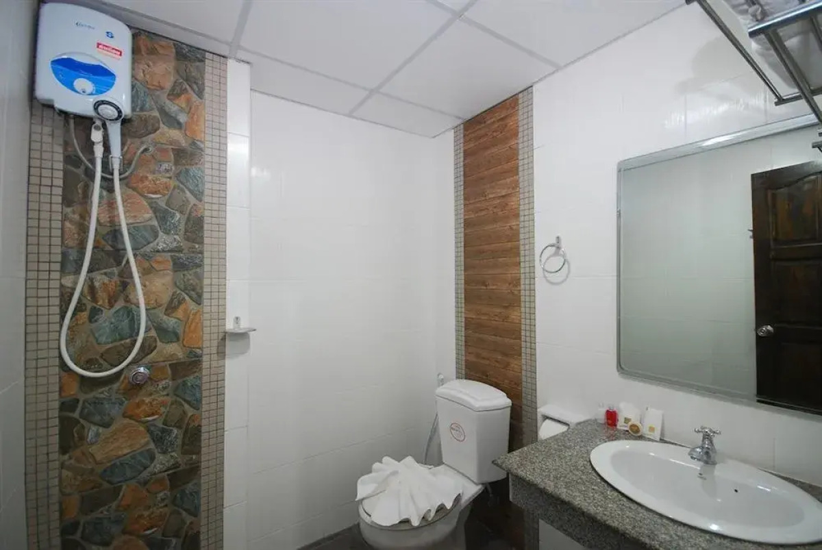 Patong Budget Rooms