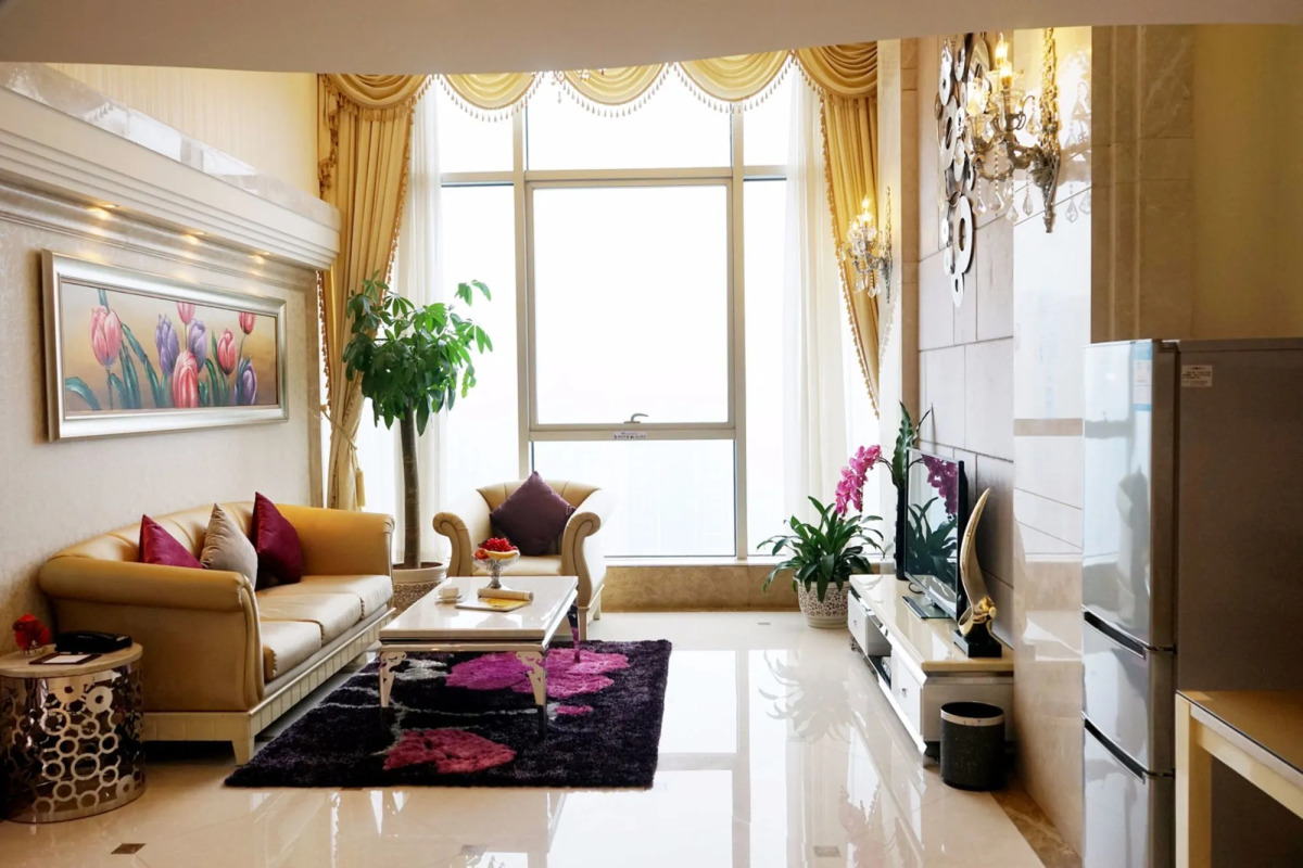 South & North International Apartment