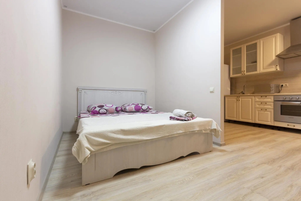 Green FOX на Набережной Приволжского Затона 20Г