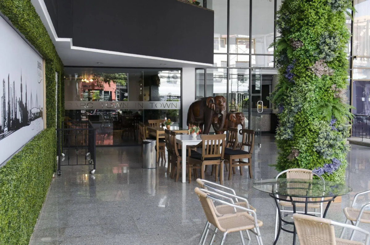 Town In Town Garden Resort