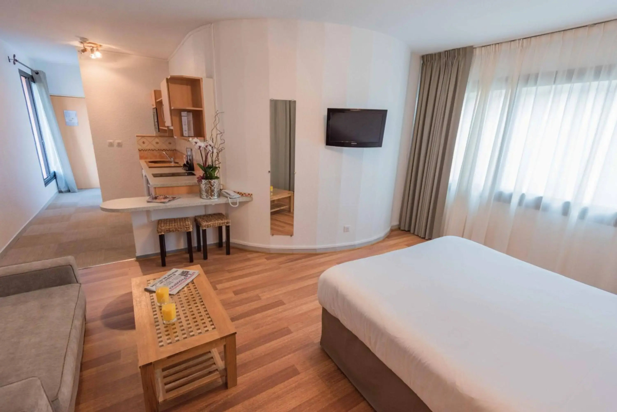 ibis Avignon Centre Pont de l'Europe