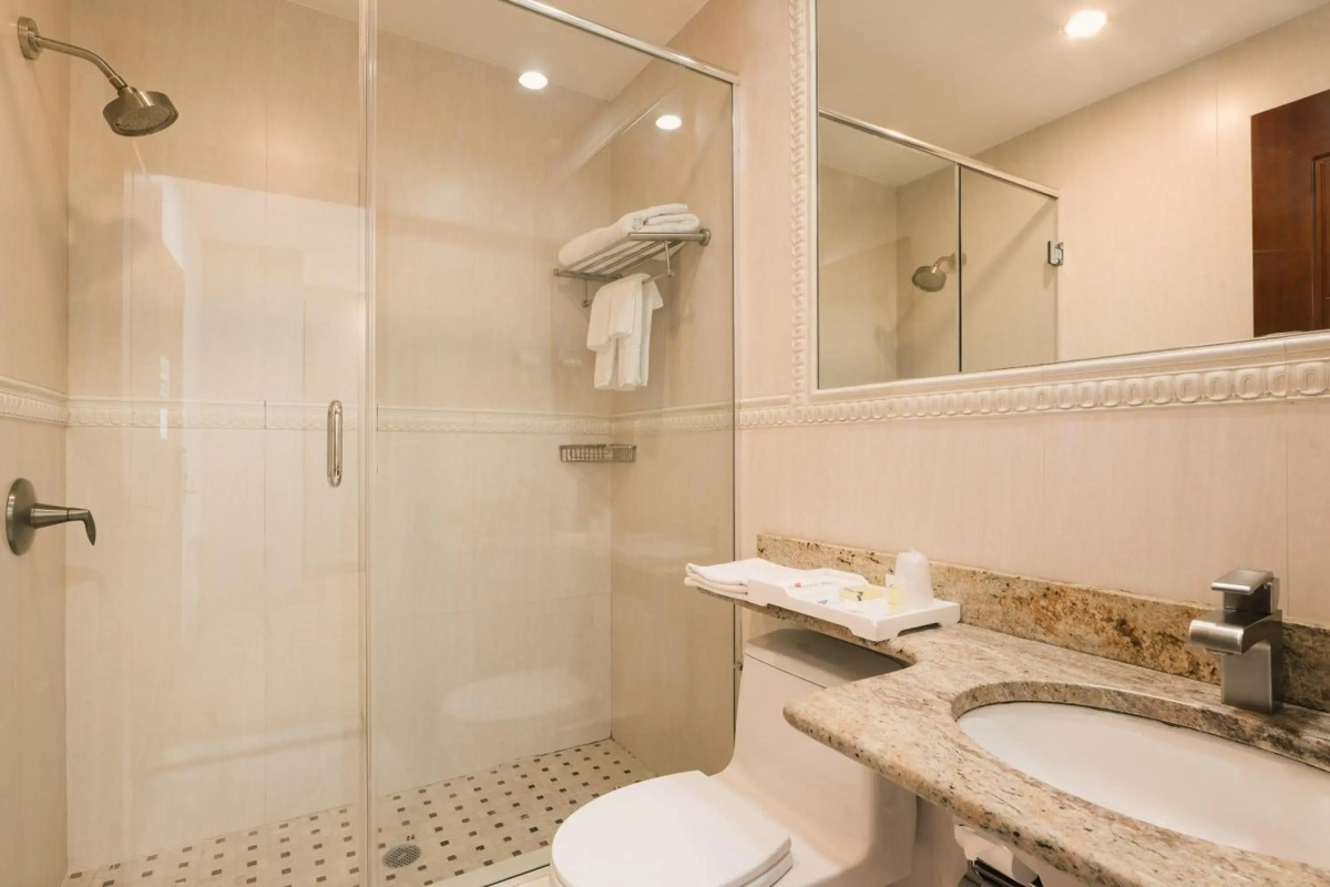 The Michelangelo Hotel