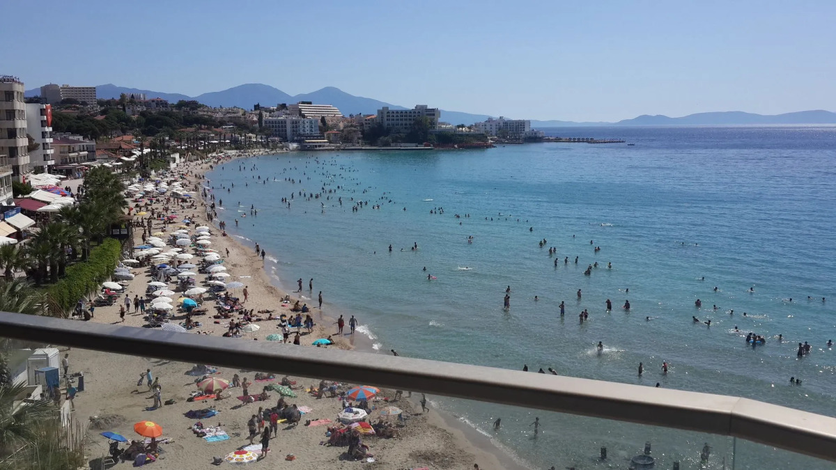 Ladies Beach Suit Otel