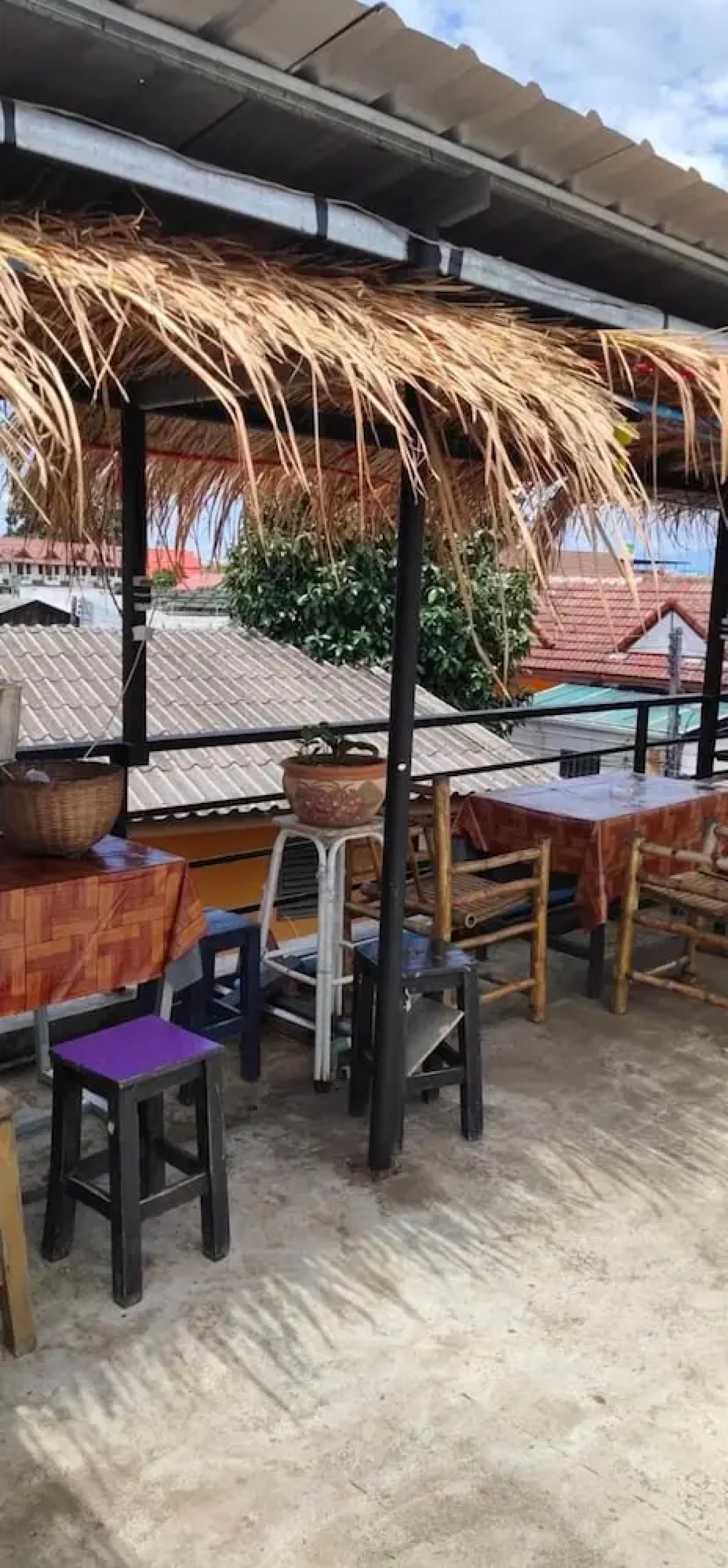 Adchara Mansion - Hostel