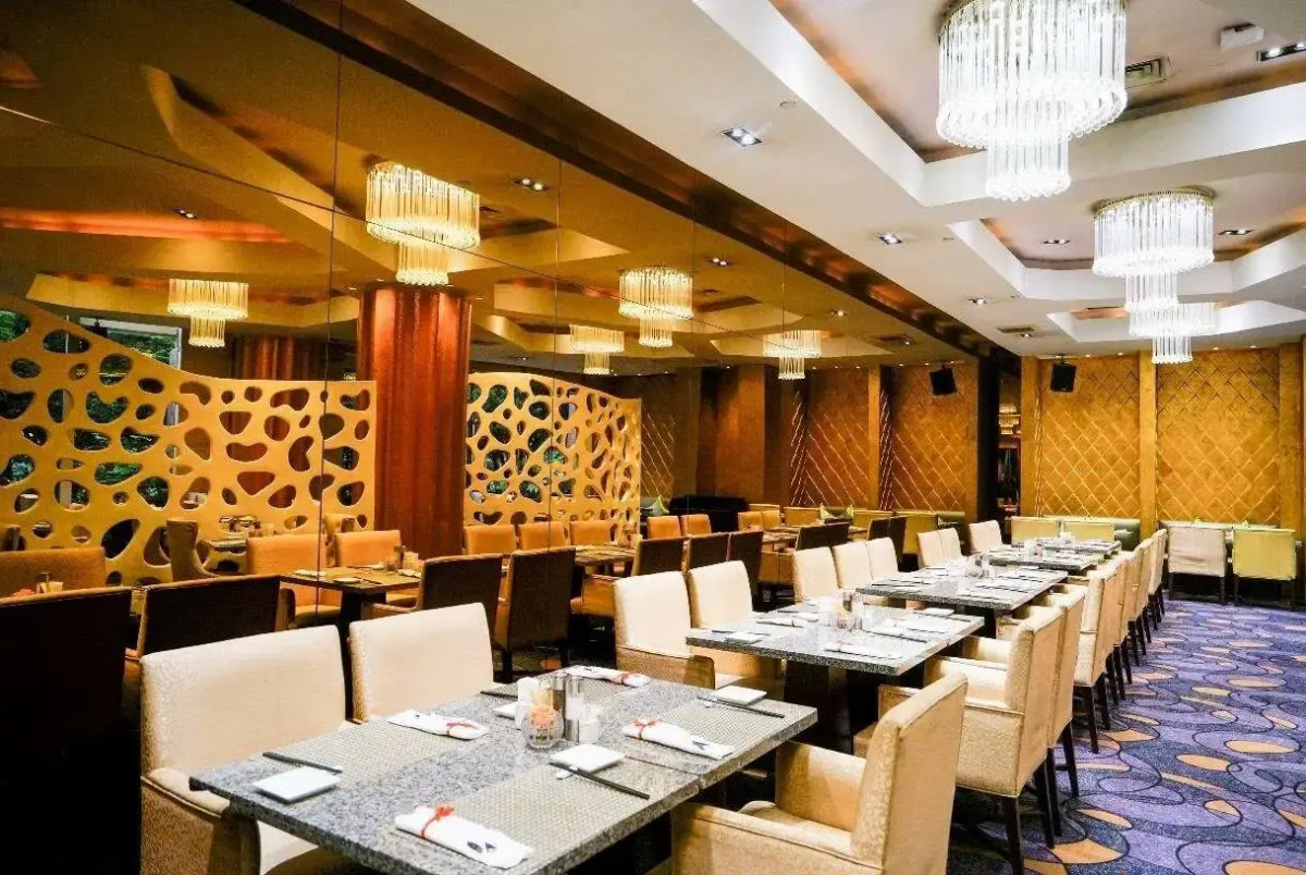 Wyndham Grand Plaza Royale Ningbo