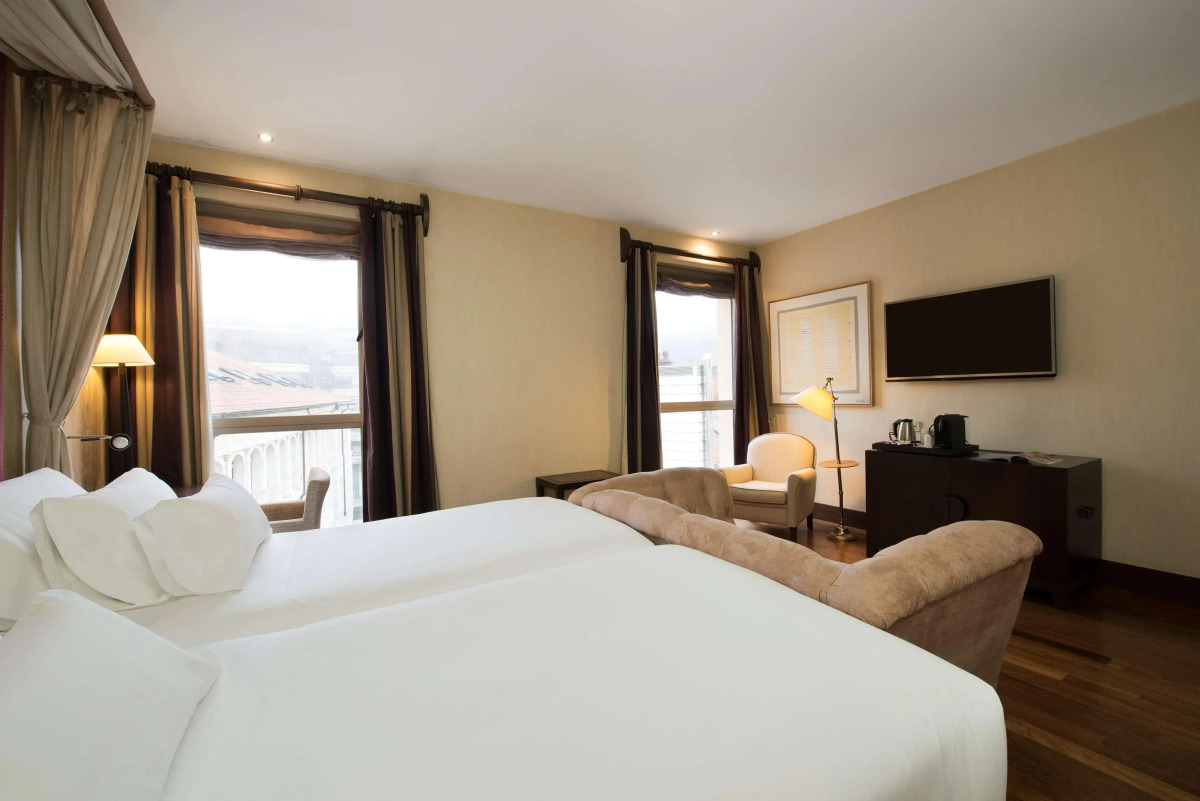 NH Collection Palacio de Burgos