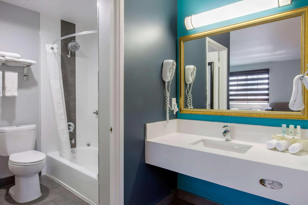 Quality Inn Near Hollywood Walk of Fame