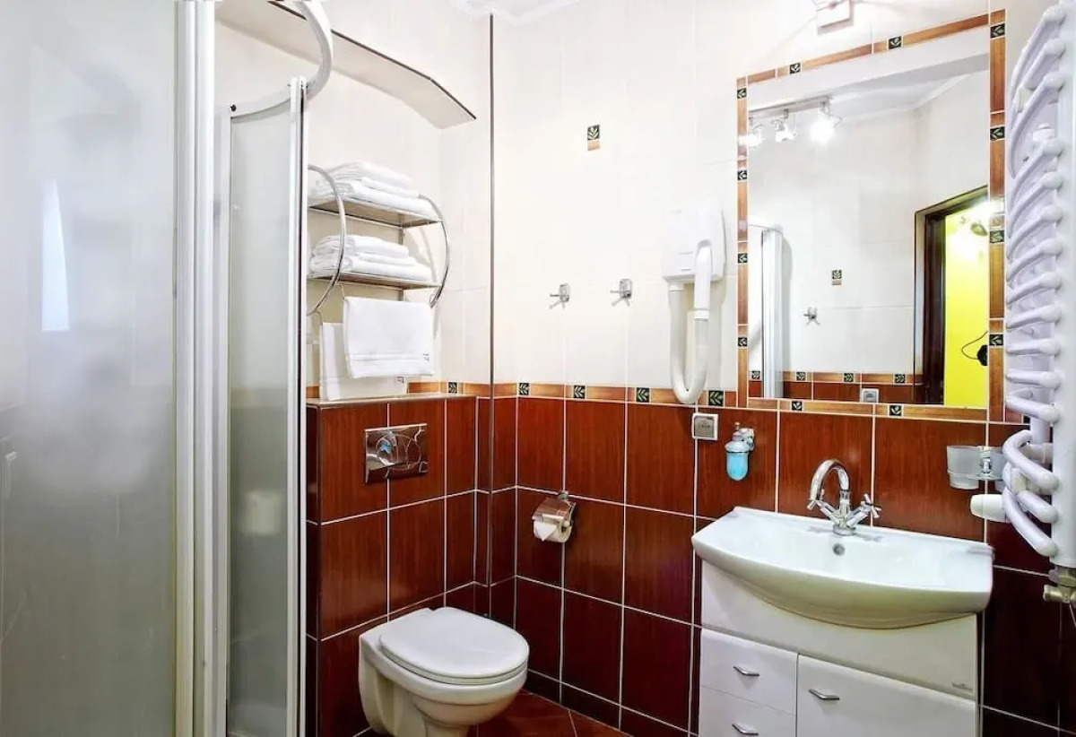 Usługi Noclegowe 17