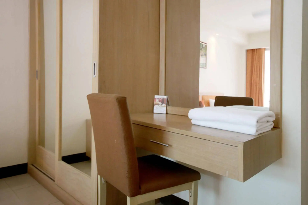 Orange Hotel