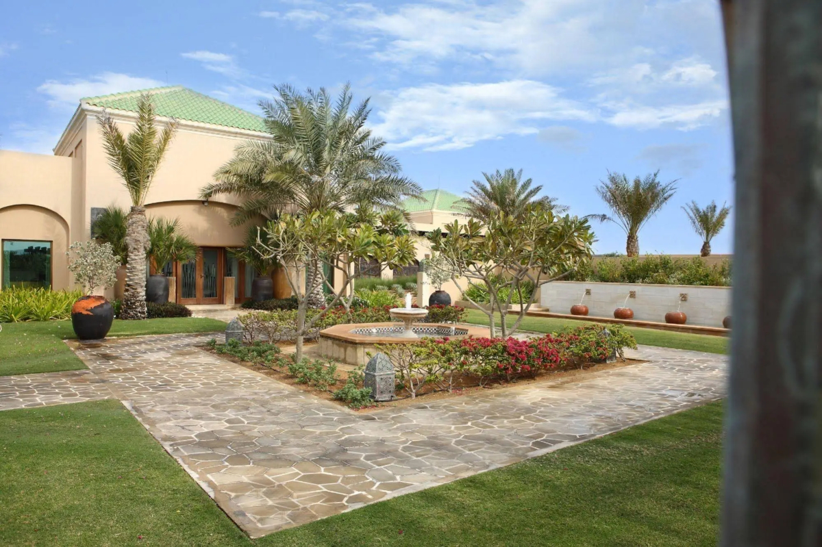 Anantara Al Sahel Villa Resort