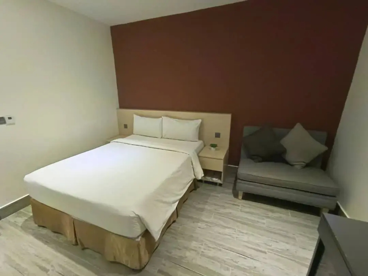 Pacific Express Hotel Central Market