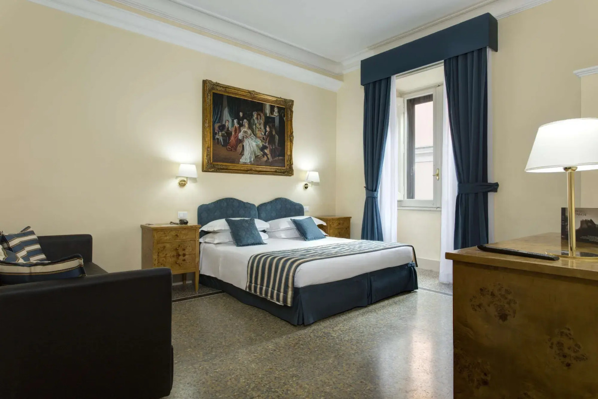 Отель Golden Tulip Rome Piram