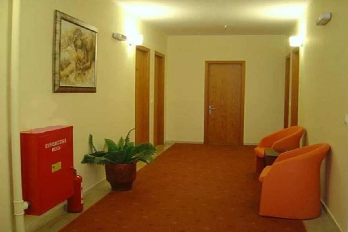 Elysee Hotel