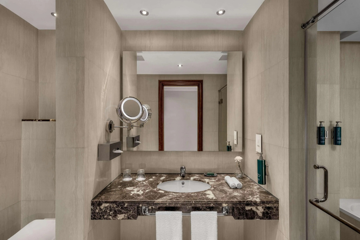 Hilton Alexandria Green Plaza