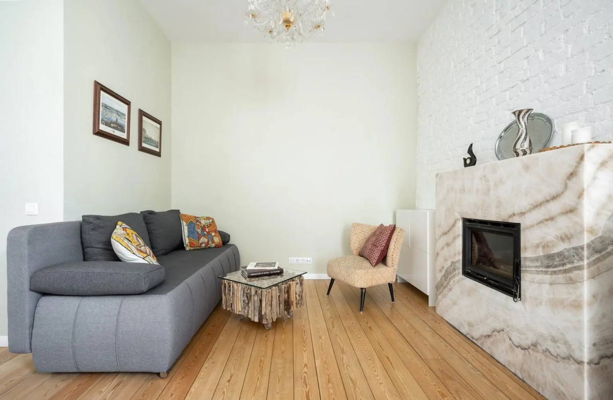 Рядом с Эрмитажем