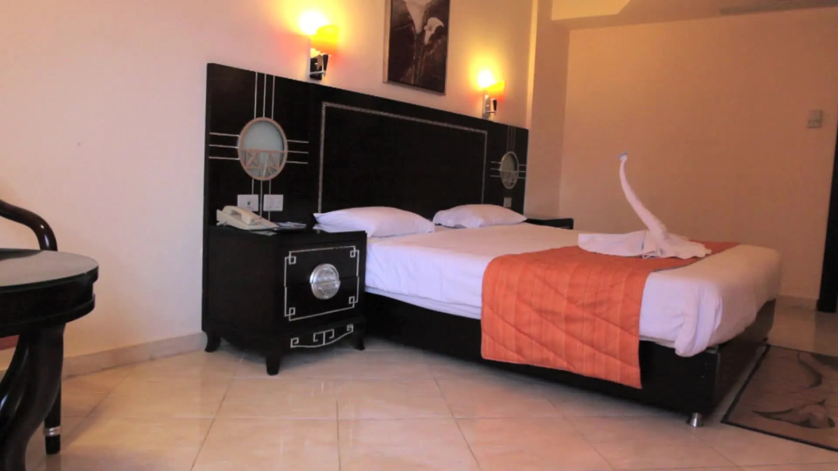 Sphinx Aqua Park Beach Resort