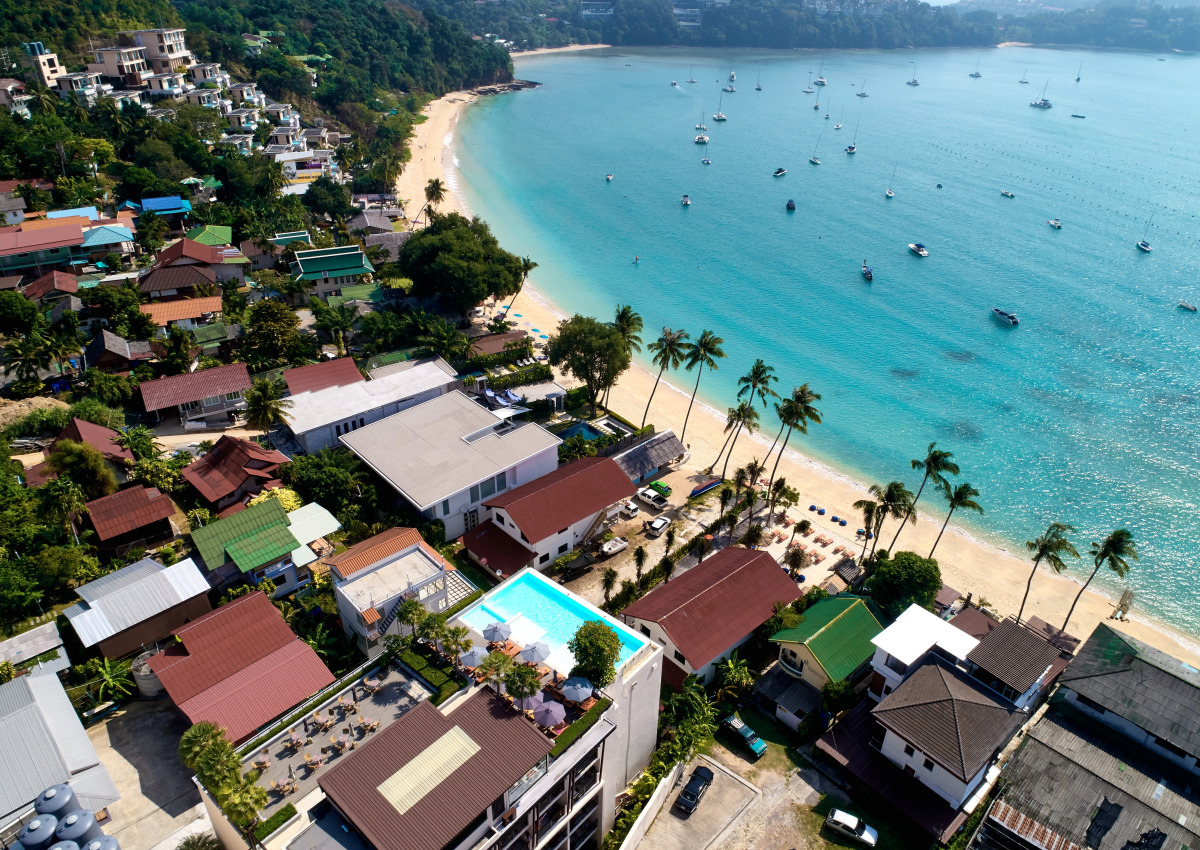 Отель Bandara Beach Resort, Phuket