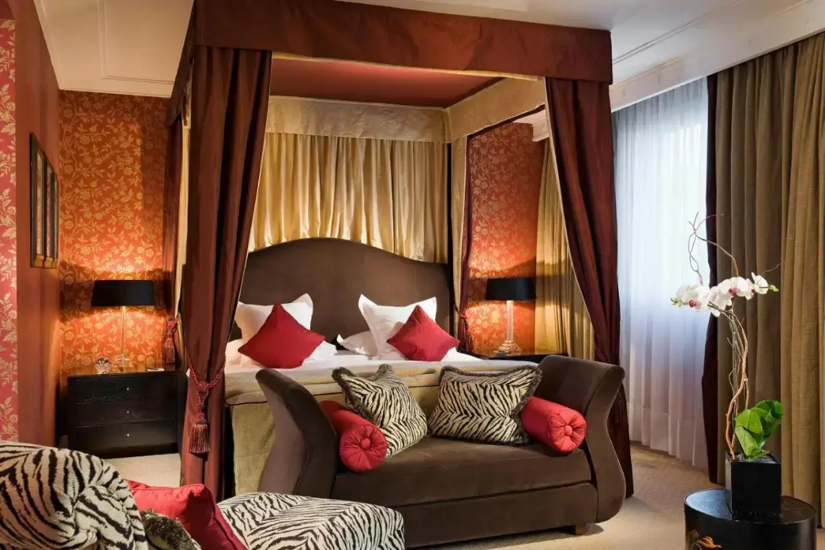 Warwick Champs-Elysées Paris