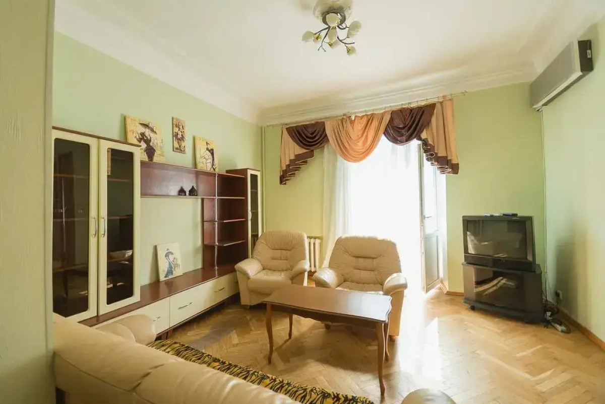 Prorizna Studio Kiev Apartment