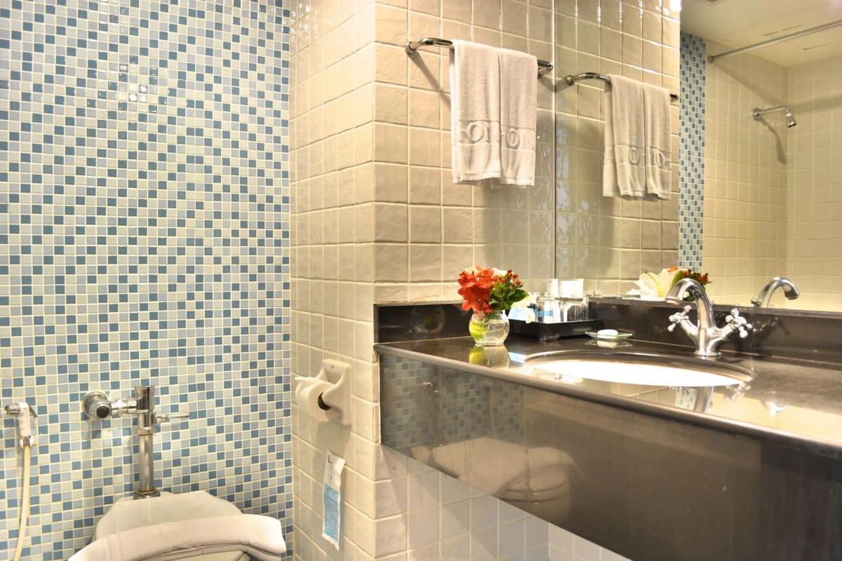 A-One New Wing Hotel