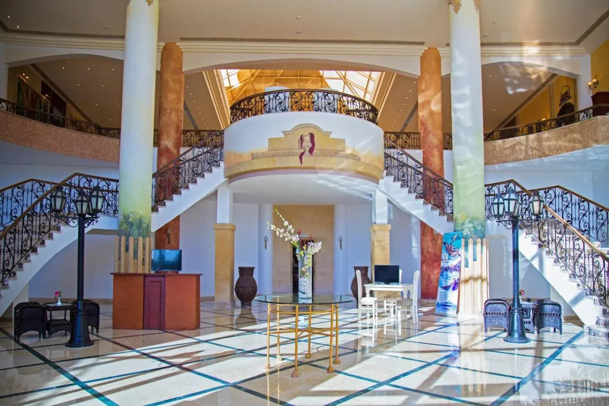 Amwaj Oyoun Resort & Casino