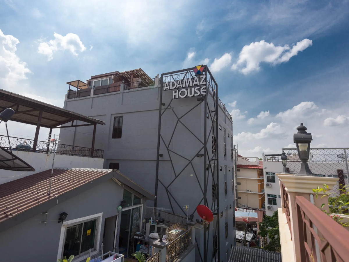 Adamaz House