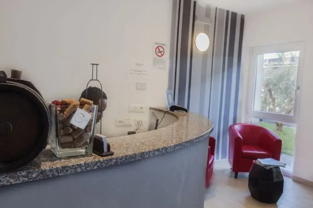 Hotel RossoVino Como