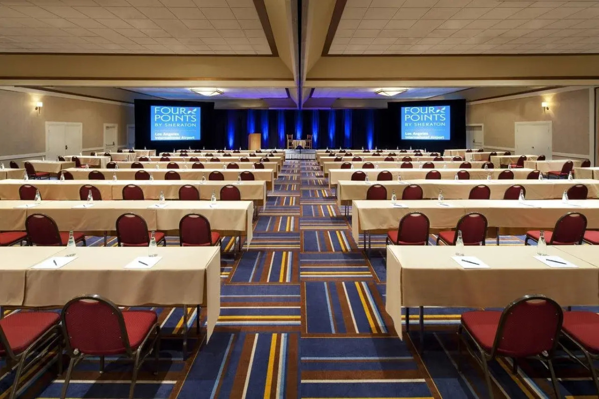 Four Points by Sheraton Los Angeles International Airport (США)