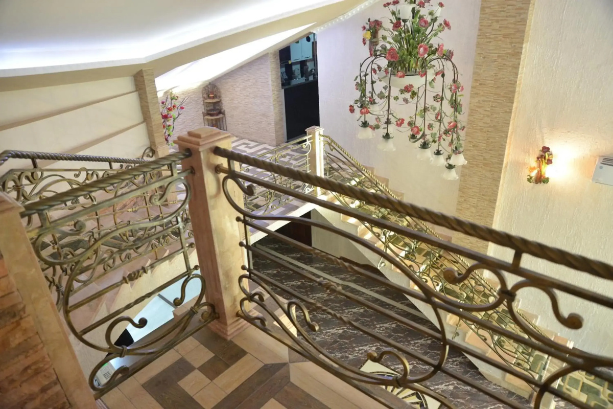 Отель Lux Palace