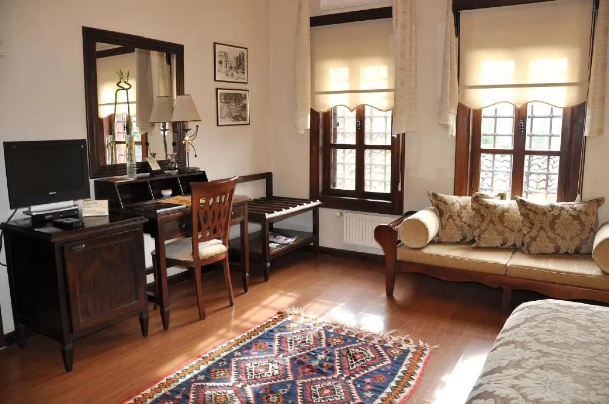 Otanti̇k Club Hotel & Spa