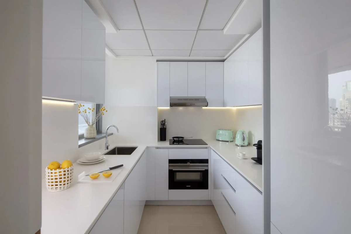 Staybridge Suites Dubai Internet City, an IHG Hotel