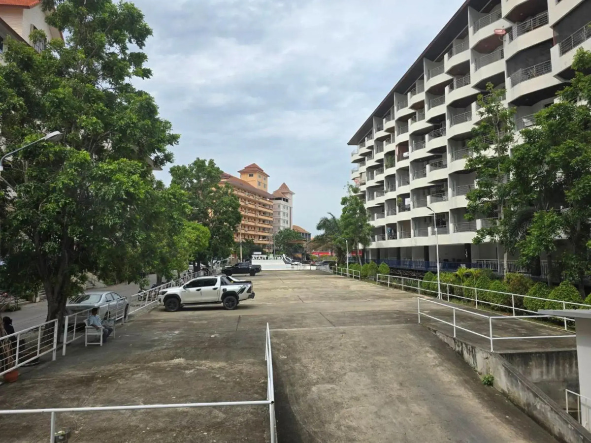 Отель Jomtien Plaza Residence