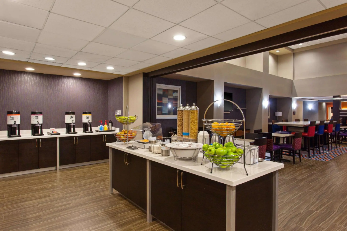 Hampton Inn & Suites Merced