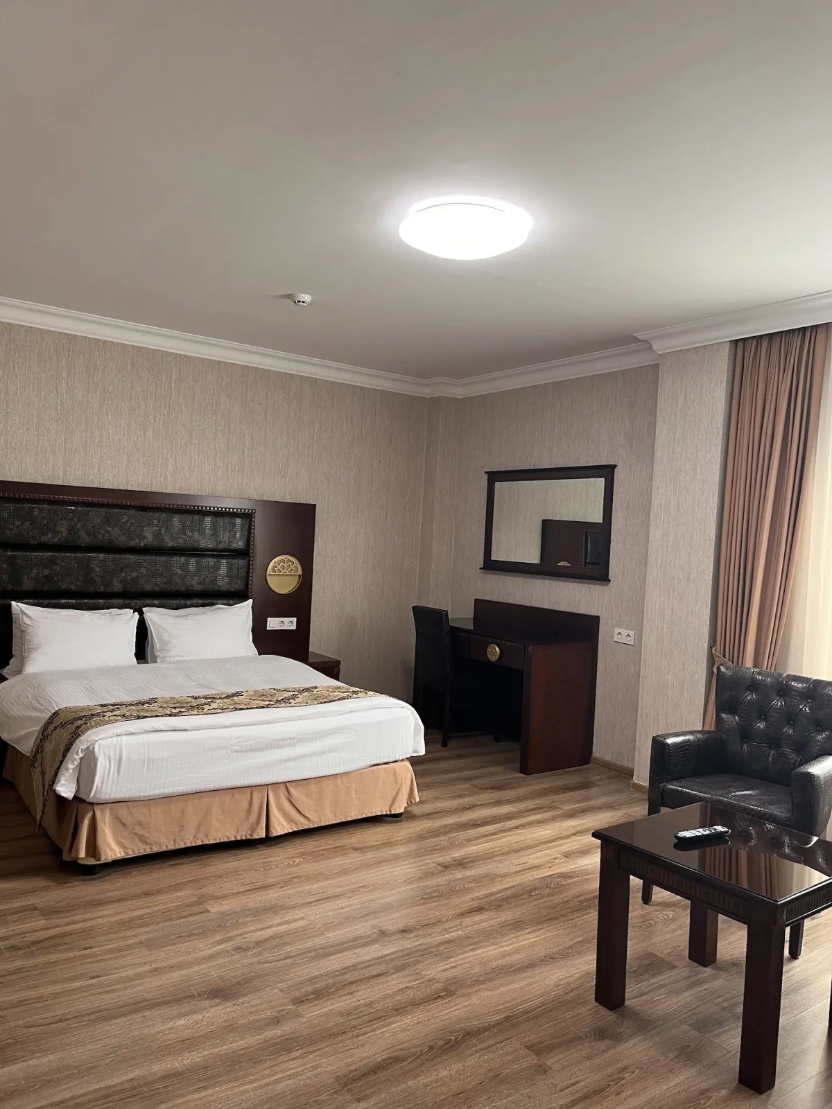 Отель Era Palace