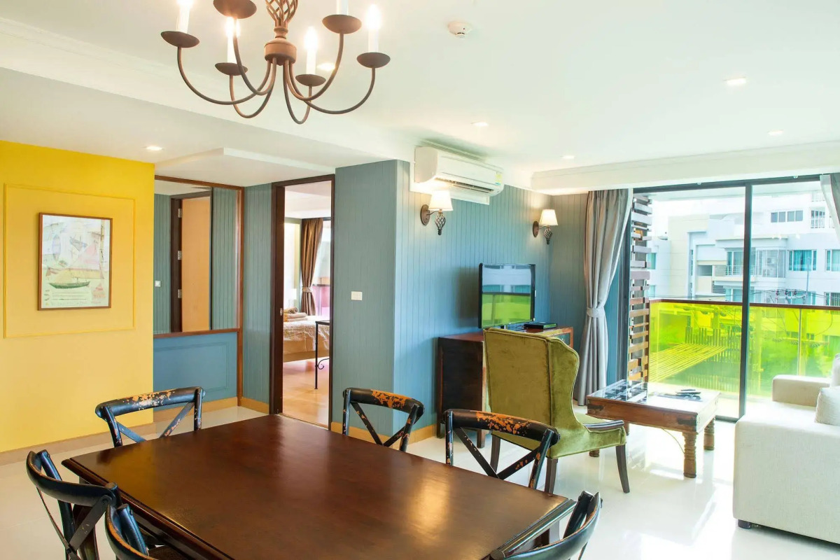 Rocco Hua Hin Beach Seaview