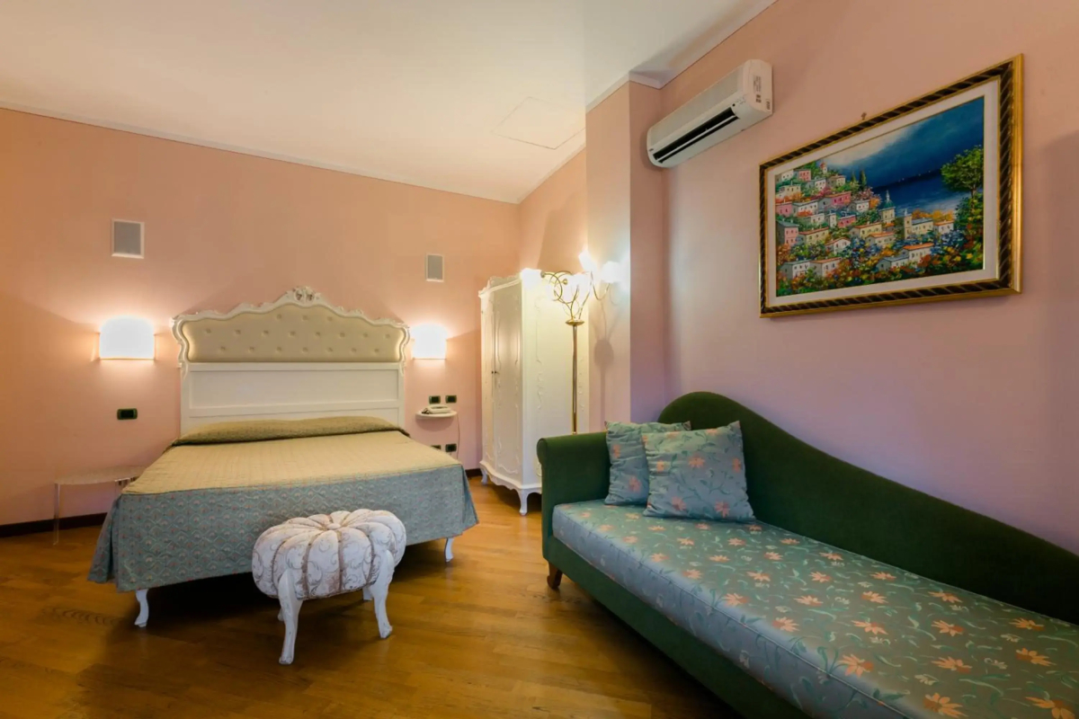 Hotel Pace