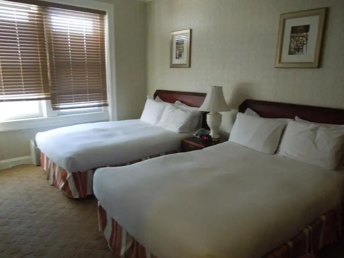 Embassy Inn
