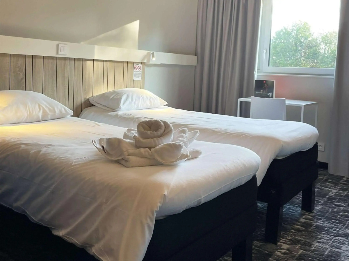 Sunshine Hotel And Residences