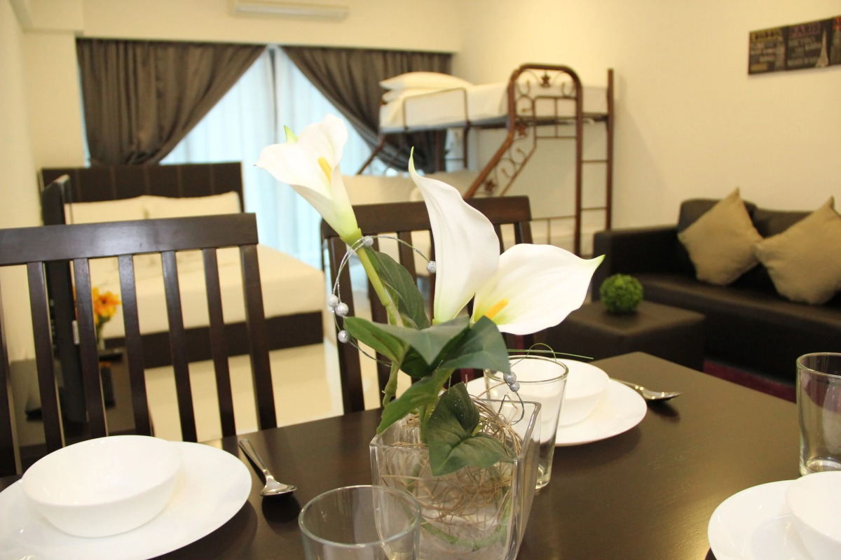 Summer Suites Residences by Subhome