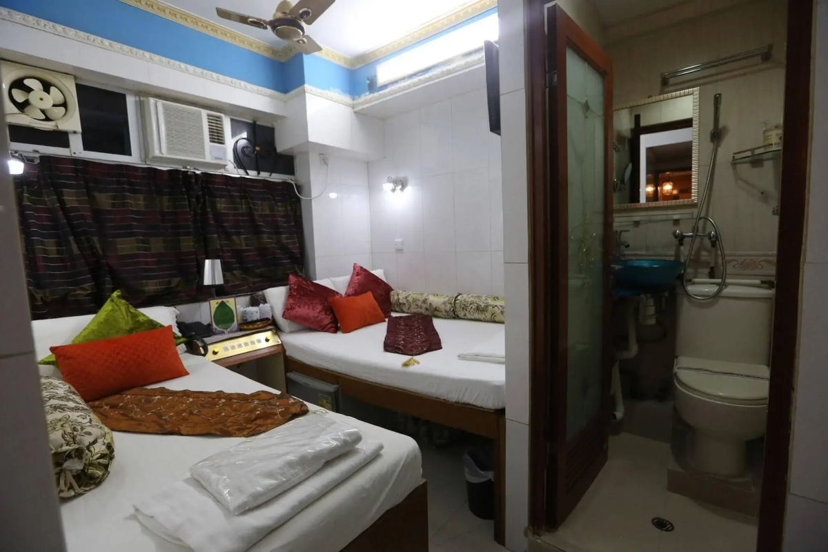 Kamal Traveller