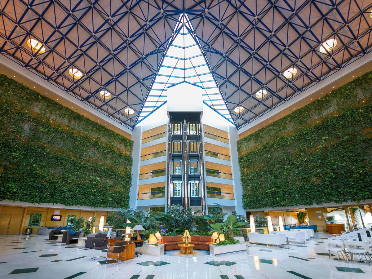 Oryx Grand Jebel Hafeet Hotel