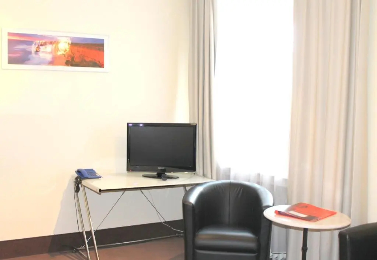 Monopol Hotel